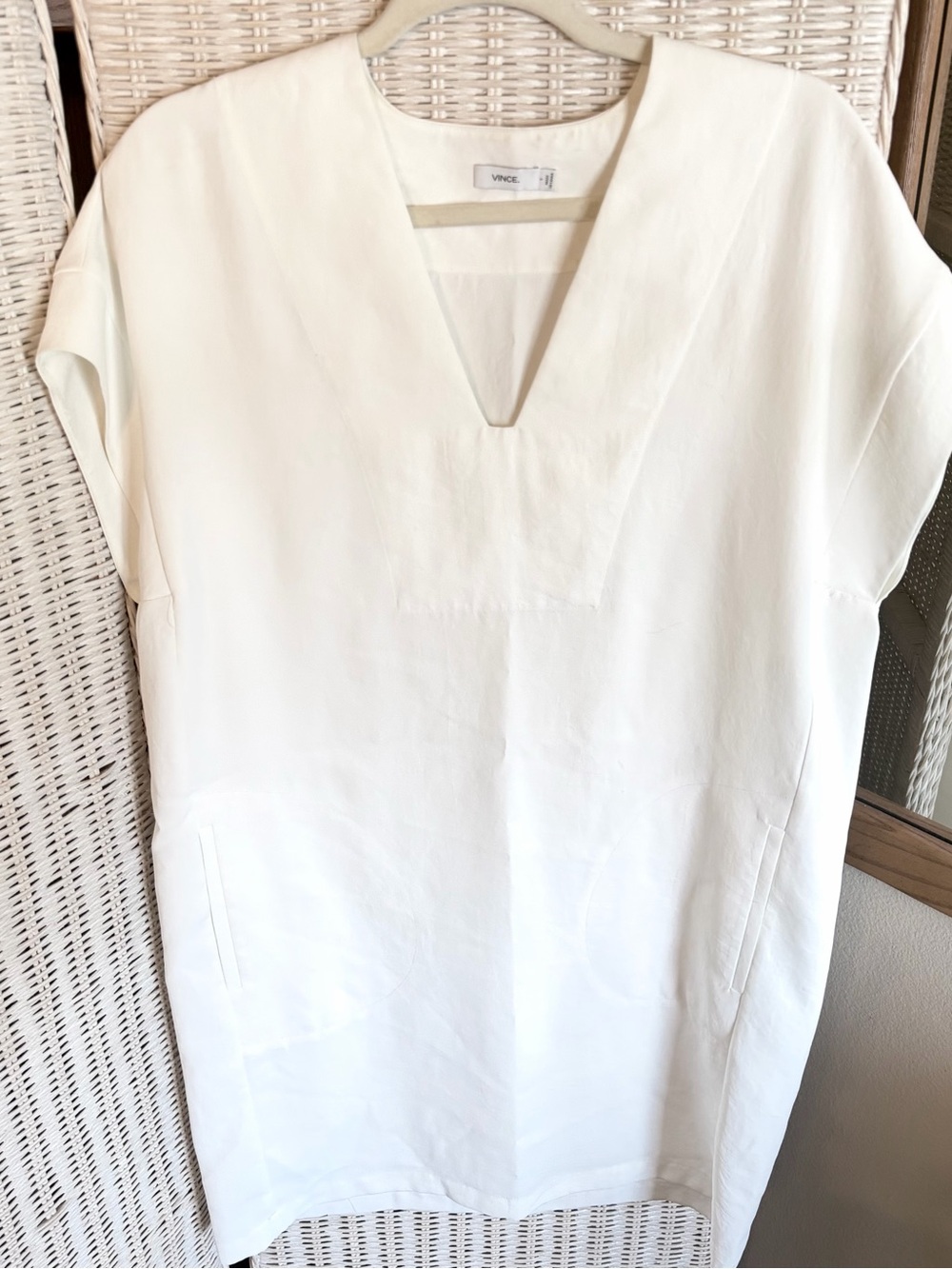 Vince White V-Neck Cap Sleeve Mini Tunic Dress
